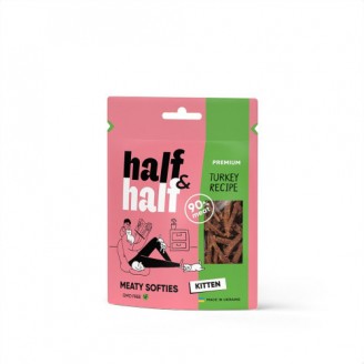 Лакомства для котят Half&Half в форме мясных кусочков с индейкой, 50 г от
